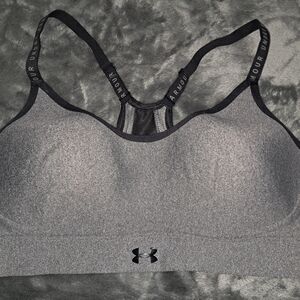 NWOT!! Under Armour Women's Gray Infinity Sports Bra